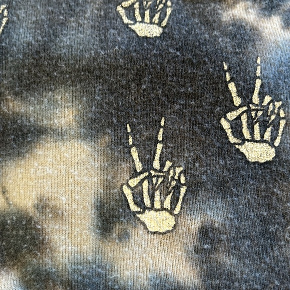 NWT, Chaser, Boys, Tie Dye Skeleton Peace
Pullover - Picture 6 of 7